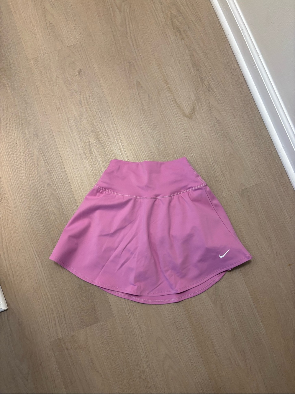 NWT Nike One Dri-FIT High Rise Mini Skort in color Magenta - Picture 3 of 5